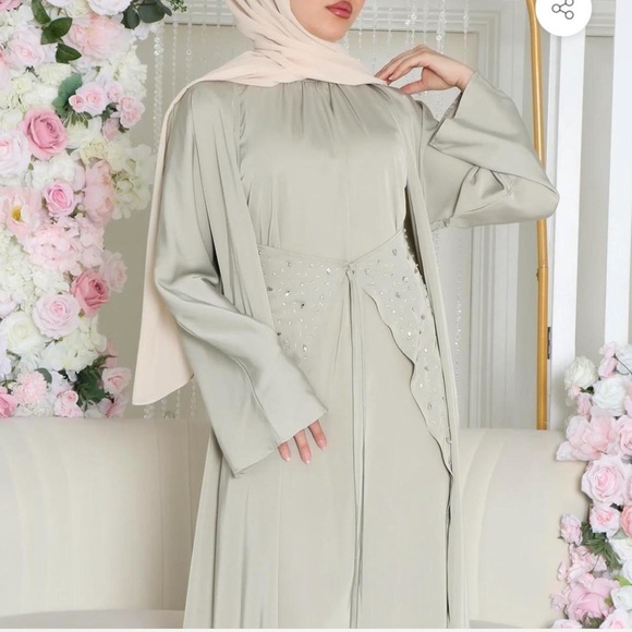 Elegant light sage 2 piece abaya set - Picture 1 of 8